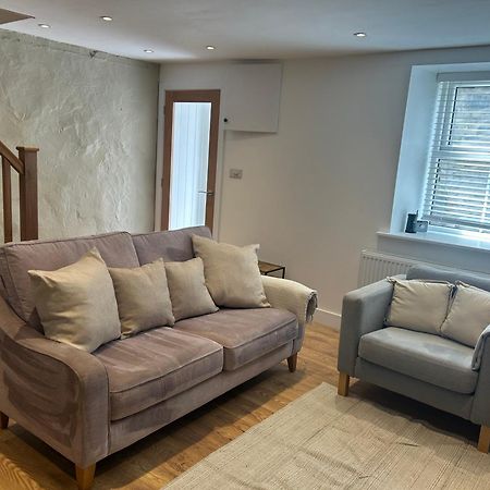 Cosy Modern Miners Cottage Llanllechid Extérieur photo